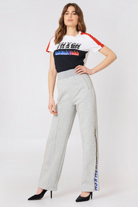 gigi_hadid_zip_track_pants_1478-000131-1324_01c.jpg