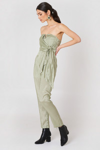 glamorous_jumpsuit_1418-000230-8395_03c.jpg