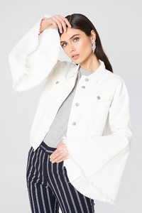 glamorous_raw_edge_trumpet_sleeve_jacket_1418-000223-0001_01a.jpg