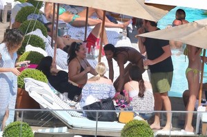 hqcelebcorner-19.jpg