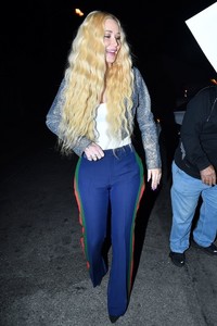 iggy-azalea-at-craig-s-in-west-hollywood-02-06-2018-4.jpg