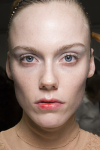 jil-sander-bks-z-rf18-8287.thumb.jpg.25b66a9ef871a31de23482b4d52ebede.jpg