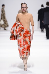 jil-sander-rf18-2828.thumb.jpg.ac0d812dd5660cd10b0c51e11ad4cfb6.jpg