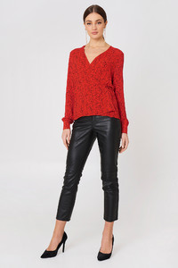 just_female_ellen_blouse_1058-000129-8111_03c.jpg