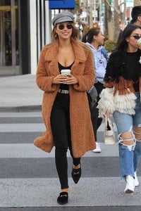 kara-del-toro-displays-ample-cleavage-while-shopping-in-beverly-hills-8.jpg