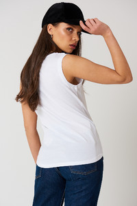 levis_the_muscle_tank_1108-000000-0001_02br.jpg