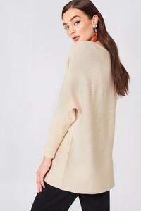 mango_fine_knit_oversize_sweater_1587-000029-0140_02b.jpg