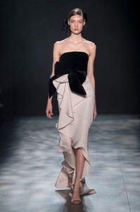 marchesa-rf17-5660.thumb.jpg.2acb085b8c07650cf1b91337a9e0cb80.jpg