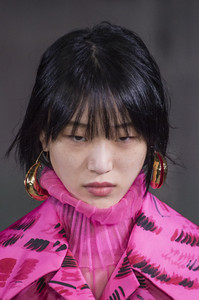 marni-clpa-rf18-9037.thumb.jpg.065b8e4b219ab1f26678de5c952a873f.jpg