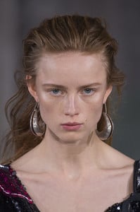 marni-clpa-rf18-9170.thumb.jpg.39fb593816753ee851f3f6300f73d420.jpg