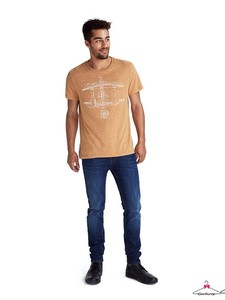 mudo-baskili-sari-t-shirt-242864-600x800.thumb.jpg.ce780905d70f4d7406bb864859bc17ba.jpg