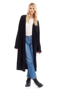 n18211_makena_black_front_2.jpg