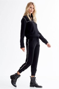 n18214_ember_black_side2_2.jpg