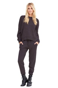 n18240_kaia_anthro_full_1.jpg