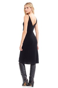 n18275_remi_black_back_1.jpg