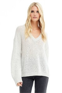 n18345_marisole_whitesmoke_front.jpg