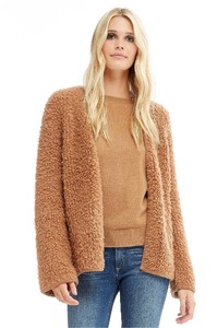 n18360_mireya_darkvicuna_front_3.jpg