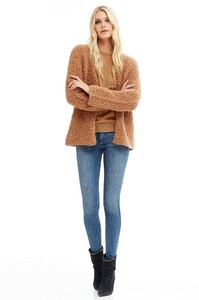 n18360_mireya_darkvicuna_full_2.jpg