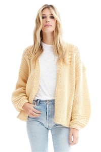 n18605_mila_maple_front_4.jpg