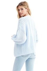 n18605_mila_sky_back_3.jpg