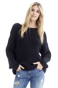 n18610_camille_black_front_rev_1_5.jpg