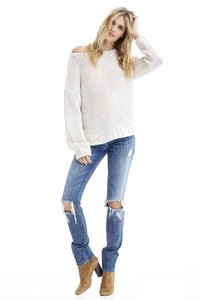 n18610_camille_chalk_full_rev_4.jpg