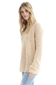 n18625_leah_maple_side_rev.jpg