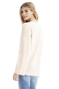 n18630_jelena_posy_back.jpg