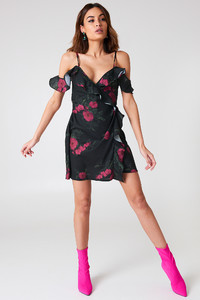 nakd_cold_shoulder_flower_printed_overlap_dress_1017-000058-0267_03c.jpg