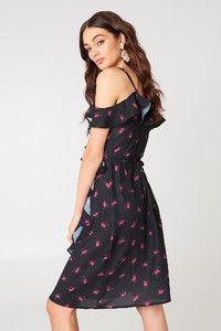 nakd_cold_shoulder_flower_printed_overlap_midi_dress_1018-000813-3190_02k.jpg