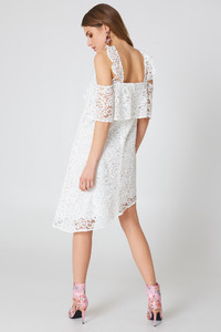 nakd_cold_shoulder_frill_lace_dress_1018-000587-0001_02d.jpg