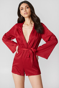 nakd_hannalicious_deep_v-neck_satin_jumpsuit_1454-000060-0004_01j.jpg