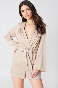 nakd_hannalicious_deep_v-neck_satin_playsuit_1454-000060-0668_01j.jpg