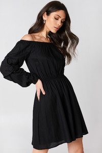 nakd_hannalicious_off_shoulder_ballon_sleeve_dress_1454-000077-0002_01j.jpg