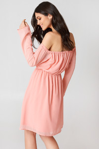 nakd_hannalicious_off_shoulder_chiffon_dress_1454-000080-0048_02k.jpg