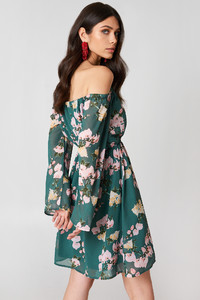 nakd_hannalicious_off_shoulder_chiffon_dress_1454-000080-0077_02k.jpg