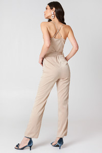 nakd_hannalicious_satin_jumpsuit_1454-000062-0668_02d.jpg