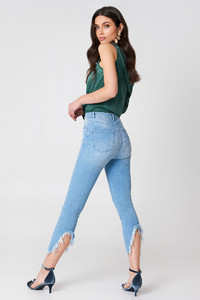 nakd_hannalicious_slit_back_jeans_1454-000069-0047_01c.jpg