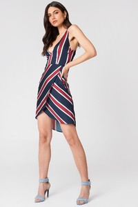 nakd_linn_ahlborg_overlapped_front_dress_1561-000001-4417_03c_r.jpg