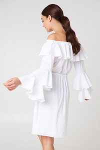 nakd_off_shoulder_ruffle_mini_dress_1018-000921-0001_02d.jpg