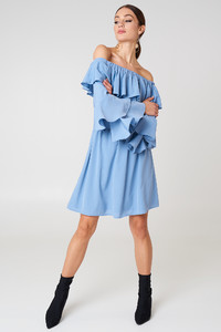 nakd_off_shoulder_ruffle_mini_dress_1018-000921-0617_04c.jpg