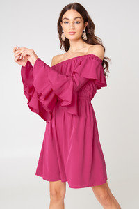 nakd_off_shoulder_ruffle_mini_dress_1018-000921-0801_01j.jpg