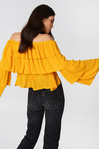 nakd_off_shoulder_ruffle_top_1035-000069-5559_02b.jpg