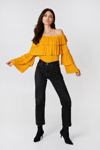 nakd_off_shoulder_ruffle_top_1035-000069-5559_03c.jpg