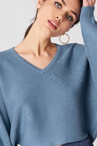 nakd_short_batwing_sweater_1100-000256-1501_04g.jpg