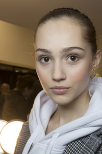 prabal-gurung-bks-m-rf18-1730.thumb.jpg.2a6ad3a2b08debf226415c9d1927f0dd.jpg