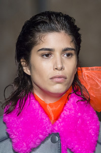 prada-clpa-rf18-2383.thumb.jpg.5df6e27d3873e8f7d88a44f91b996a32.jpg