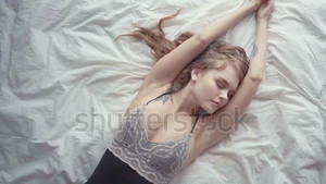 prev02.thumb.jpg.f6081e0c12dc352f301b72763a576e79.jpg