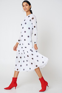 qontrast_long_dot_dress_1533-000075-0464_03c.jpg