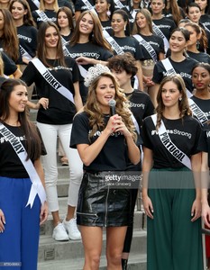 reigning-miss-universe-iris-mittenaere-speaks-as-miss-universe-at-a-picture-id875048664.jpg